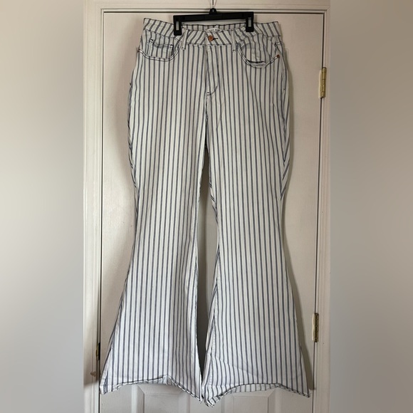 Judy Blue Denim - Judy Blue Pin Striped Super Flare Jeans 18w